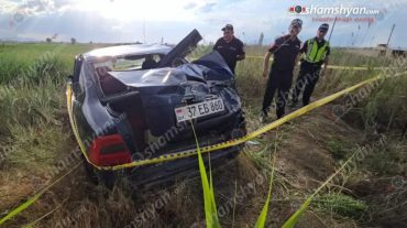 Արարատի մարզում «Opel»-ը բախվել է բետոնե էլեկտրասյանը, 1 պտույտ շրջվել և հայտվել երթևեկելի գոտուց դուրս. կան վիրավորներ