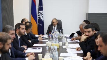 Քննարկվել են Գյումրի, Վաղարշապատ և Վարդենիս համայնքների ավագանիների ՔՊ խմբակցությունների աշխատանքին առնչվող հարցեր