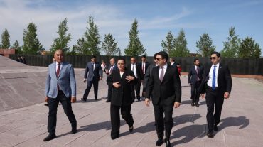 Ալեն Սիմոնյանն այցելել է քաղաքական բռնաճնշումների և տոտալիտարիզմի զոհերի «Ալժիր» հուշահամալիր