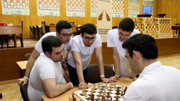 «Երիտասարդ տղաների» թիմը 8-4 հաշվով հաղթել է «Հին սերունդին»