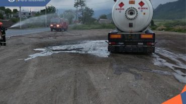 Հրշեջ-փրկարարներն իրականացնում են հովացման աշխատանքներ