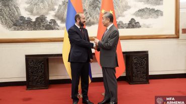 Մեկնարկել է Հայաստանի ԱԳ նախարար Արարատ Միրզոյանի և Չինաստանի ԱԳ նախարար Վան Յիի հանդիպումը