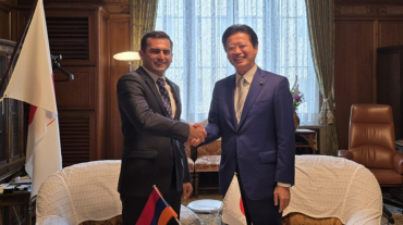 Հակոբ Արշակյանը հանդիպել է Ճապոնիայի Ներկայացուցիչների պալատի խոսնակի տեղակալի հետ