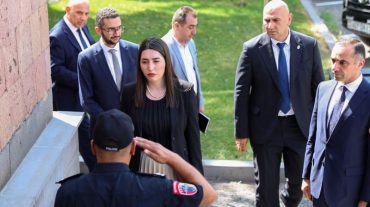 Ուղեկցող նոր տրանսպորտային միջոցներ՝ ՀՈԳՎ տարածքային ստորաբաժանումներին․ ՆԳ նախարարն ամփոփել է Արագածոտնի մարզի ՆԳՆ ծառայությունների կիսամյակի աշխատանքը