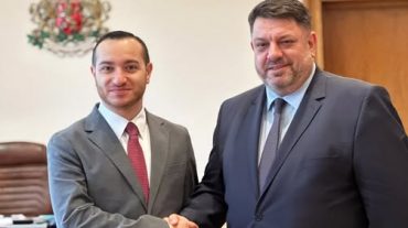 Մխիթար Հայրապետյանը հանդիպում է ունեցել Բուլղարիայի փոխվարչապետի հետ