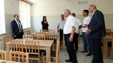 Նարեկ Մկրտչյանն այցելել է «Ձորակ» շուրջօրյա մասնագիտացված խնամքի կենտրոն