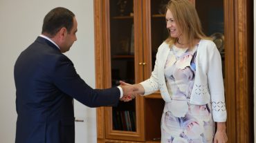 ՏԿԵ նախարարն ընդունել է Նիդերլանդների դեսպանին