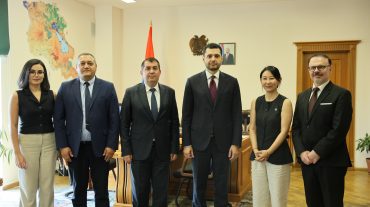 Շրջակա միջավայրի նախարարը հանդիպում է ունեցել Կանաչ կլիմայի հիմնադրամի քարտուղարության պատվիրակության հետ
