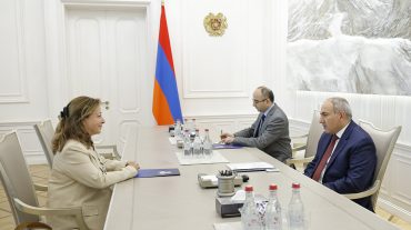 Վարչապետը հրաժեշտի հանդիպում է ունեցել Լիբանանի դեսպանի հետ