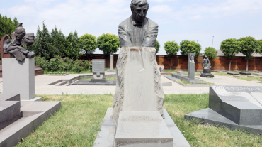 Այսօր Մհեր Մկրտչյանի 95-ամյակն է