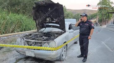 Բջնիում հրդեհ է բռնկվել «Mercedes»-ում․ վարորդն ու գյուղացիները մարել են կրակը
