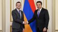 Ալեն Սիմոնյանը Ջոն Գալագերի հետ քննարկել է երկկողմ օրակարգին առնչվող հարցեր