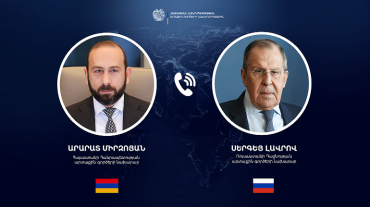 Արարատ Միրզոյանը հեռախոսազրույց է ունեցել Սերգեյ Լավրովի հետ