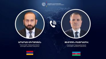 Արարատ Միրզոյանը հեռախոսազրույց է ունեցել Ջեյհուն Բայրամովի հետ