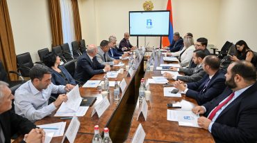 Հայկական ռադիոն պատրաստվում է 100-ամյակին․ Մխիթար Հայրապետյանի ղեկավարությամբ քննարկվել է հոբելյանական միջոցառումների նախագիծը